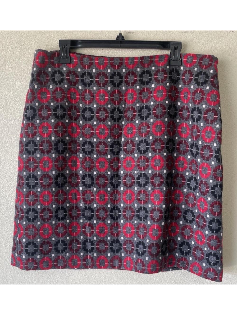 talbots size 14 Wool Blend Skirt Red, Black, Gray Geometric Mini Skirt Above The